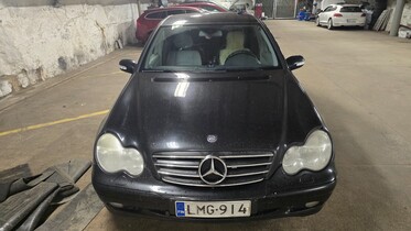 Mercedes-Benz C vaihtoauto