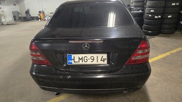 Mercedes-Benz C vaihtoauto