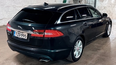 Jaguar XF vaihtoauto
