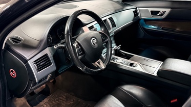 Jaguar XF vaihtoauto