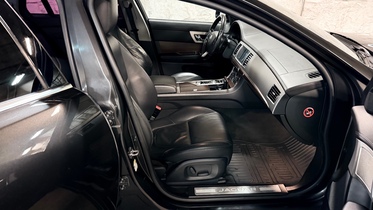 Jaguar XF vaihtoauto