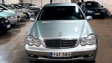 Mercedes-Benz C vaihtoauto