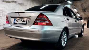 Mercedes-Benz C vaihtoauto