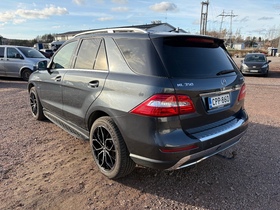 Mercedes-Benz ML vaihtoauto
