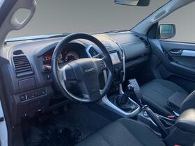 Isuzu D-Max vaihtoauto