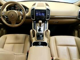 Porsche Cayenne vaihtoauto