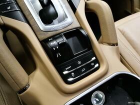 Porsche Cayenne vaihtoauto