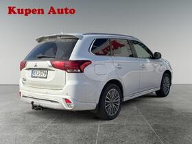 Mitsubishi Outlander PHEV vaihtoauto