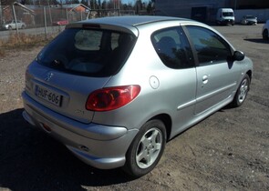 Peugeot 206 vaihtoauto