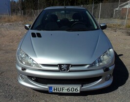 Peugeot 206 vaihtoauto