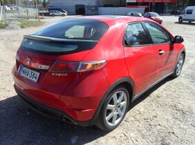 Honda Civic vaihtoauto
