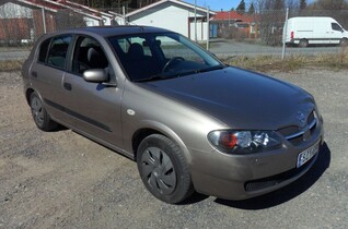 Nissan Almera vaihtoauto