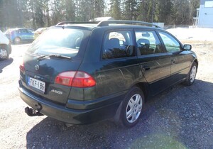 Toyota Avensis vaihtoauto