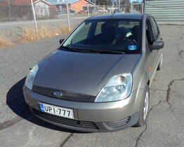 Ford Fiesta vaihtoauto