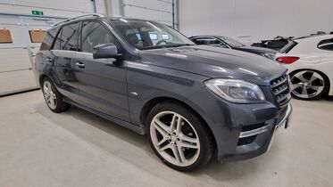 Mercedes-Benz ML vaihtoauto