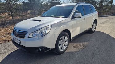 Subaru Outback vaihtoauto