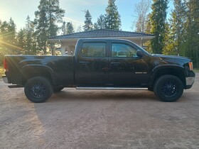 GMC Sierra vaihtoauto