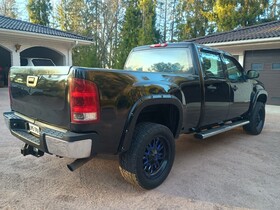 GMC Sierra vaihtoauto