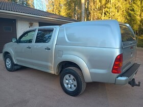 Toyota Hilux vaihtoauto