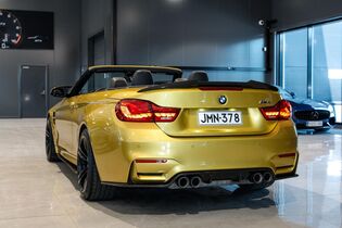 BMW M4 vaihtoauto