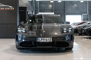 Porsche Taycan vaihtoauto