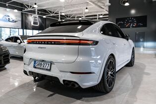 Porsche Cayenne vaihtoauto