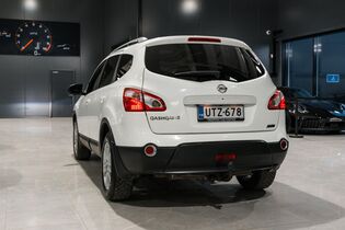 Nissan Qashqai+2 vaihtoauto