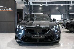 BMW M5 vaihtoauto