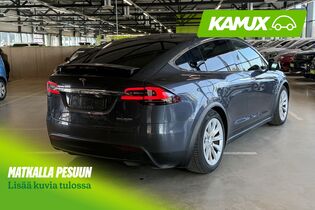 Tesla Model X vaihtoauto