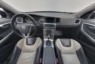 Volvo V60 Cross Country vaihtoauto