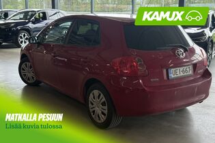 Toyota Auris vaihtoauto