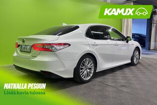 Toyota Camry vaihtoauto