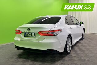 Toyota Camry vaihtoauto