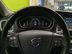 Volvo V40 vaihtoauto
