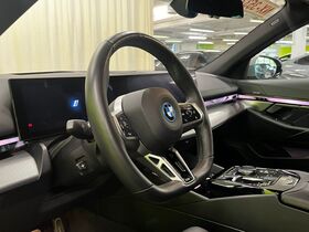 BMW i5 vaihtoauto