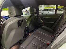 BMW i5 vaihtoauto