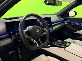 BMW i5 M60 vaihtoauto