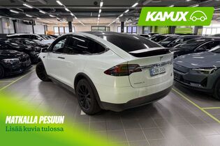 Tesla Model X vaihtoauto