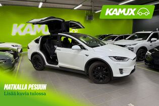 Tesla Model X vaihtoauto