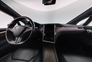 Tesla Model X vaihtoauto