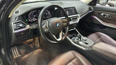 BMW 330 vaihtoauto