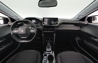 Peugeot e-208 vaihtoauto