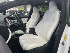 Tesla Model X vaihtoauto