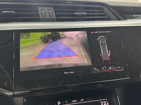 Audi e-tron vaihtoauto