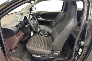 Toyota iQ vaihtoauto