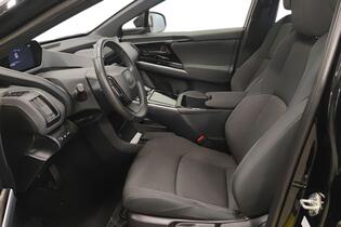 Toyota bZ4X vaihtoauto