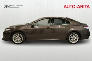 Toyota Camry vaihtoauto