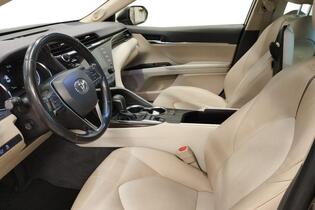 Toyota Camry vaihtoauto