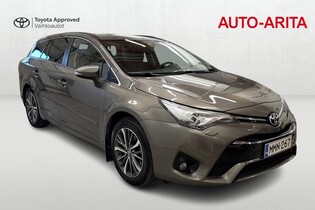 Toyota Avensis vaihtoauto