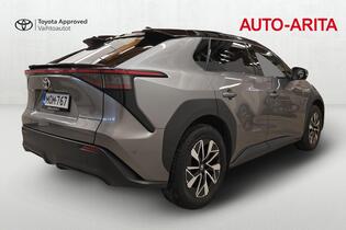 Toyota bZ4X vaihtoauto